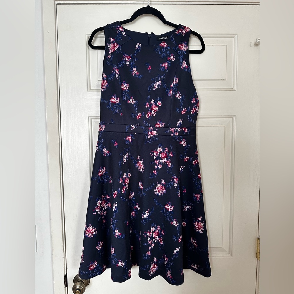 Blue short sleeve floral dress